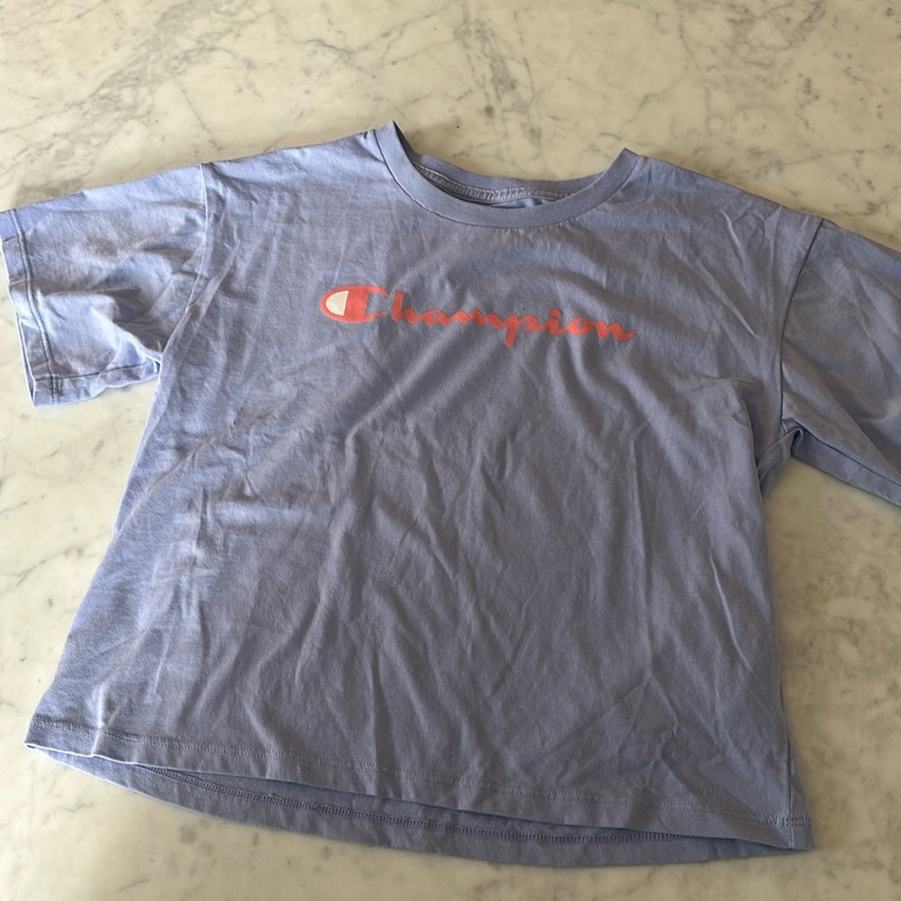 Girls cropped Champion tee